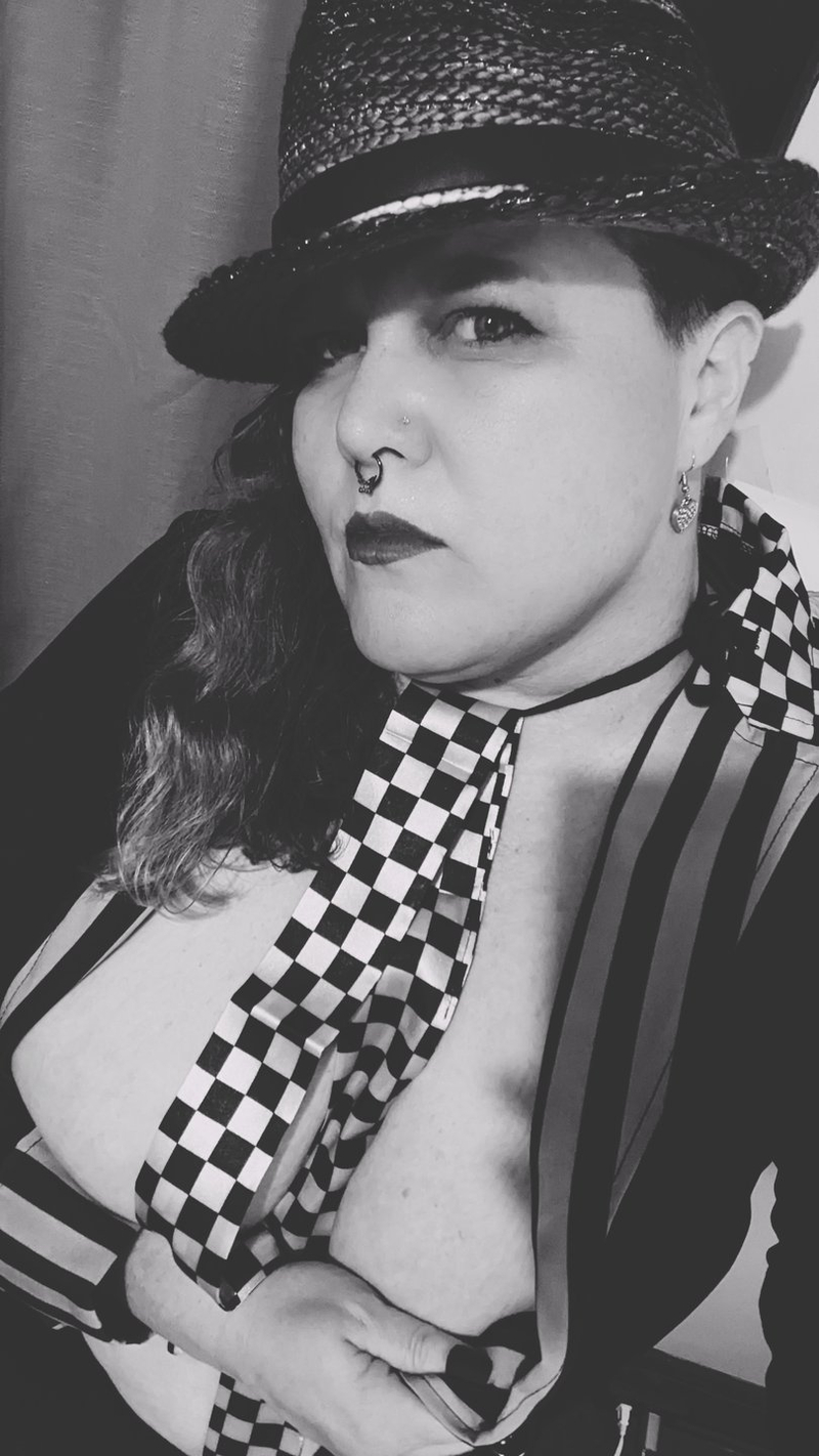 Roxy G's exclusive content on Playboy The Playboy Club