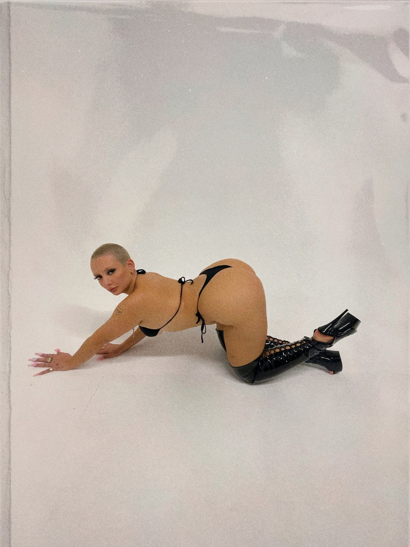 Em🖤