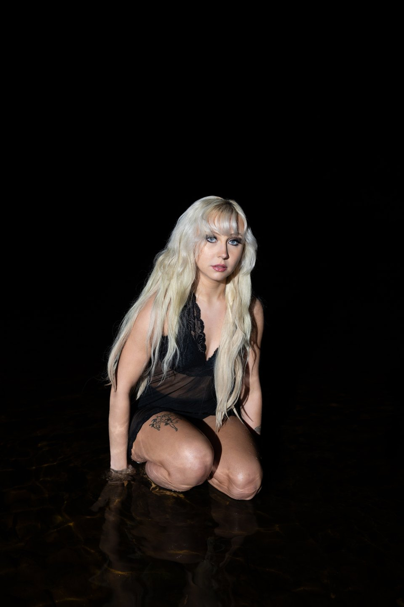 BILLIE KRYSTAL