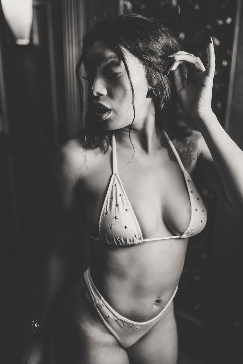 Taylor Oné