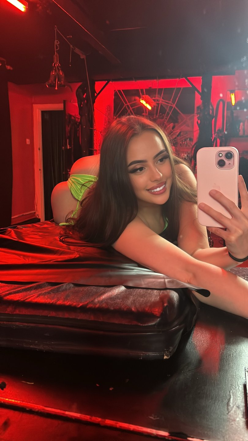 MistressElliana