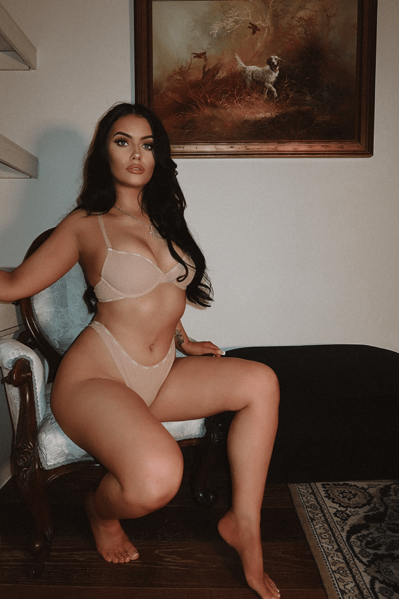 Chloe Bain