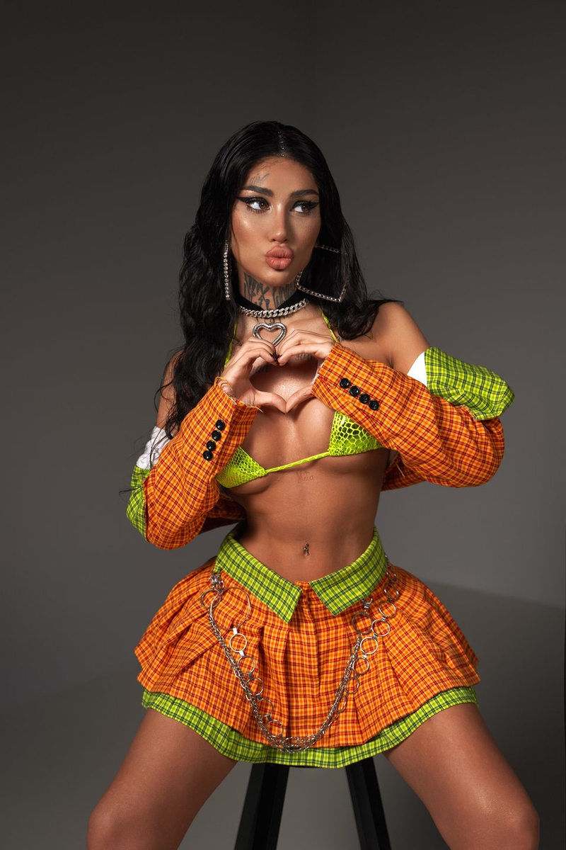 Bia Khalifa