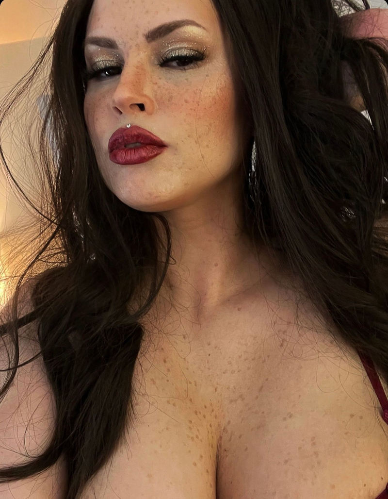 Amelia Talon