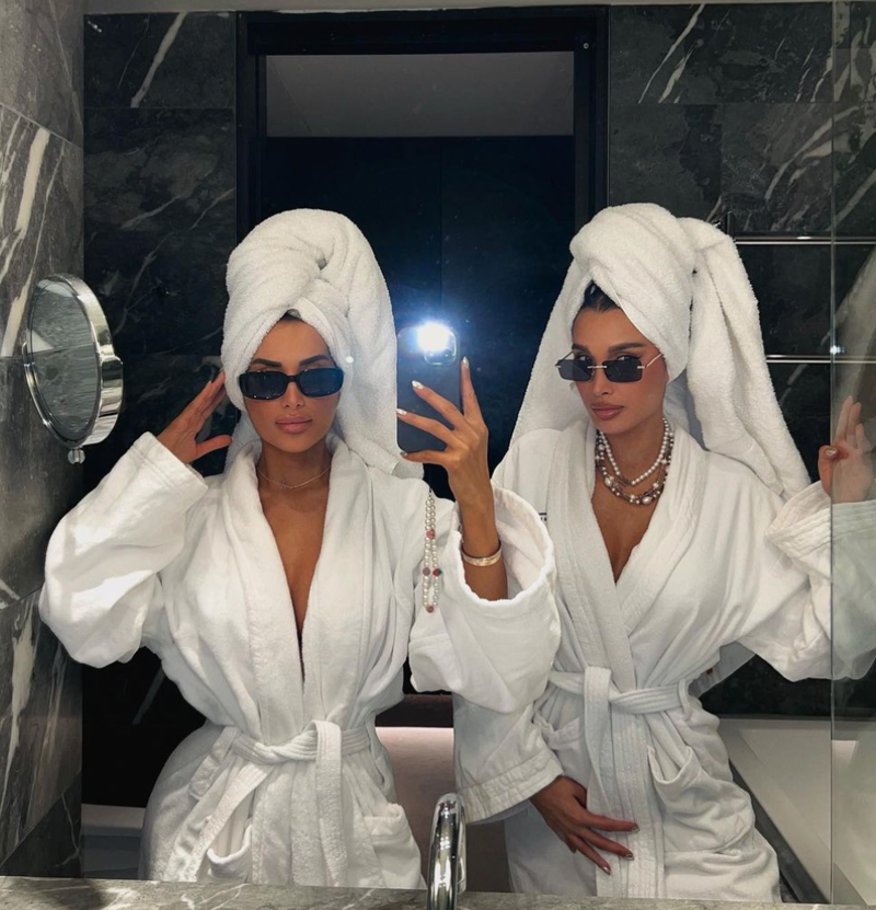 Nina & Diana