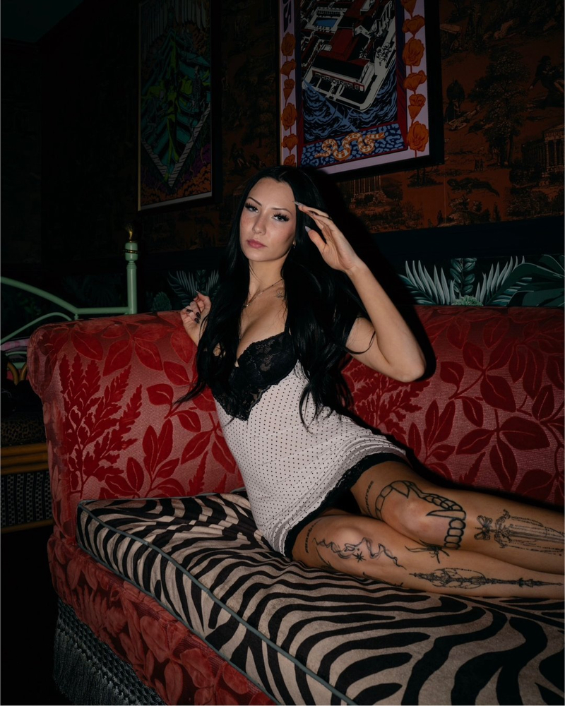 MIA MOXIEE