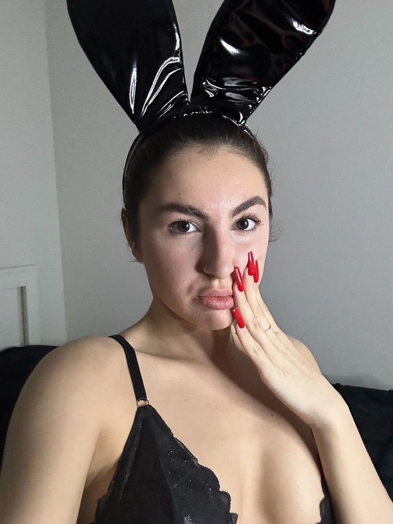 Emy Skye