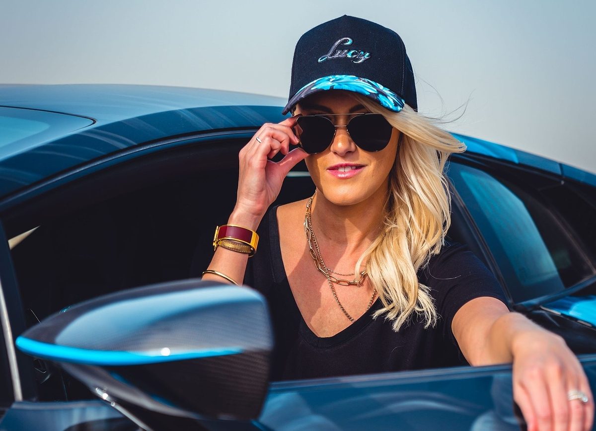 Supercar Blondie Alexandra Hirschi