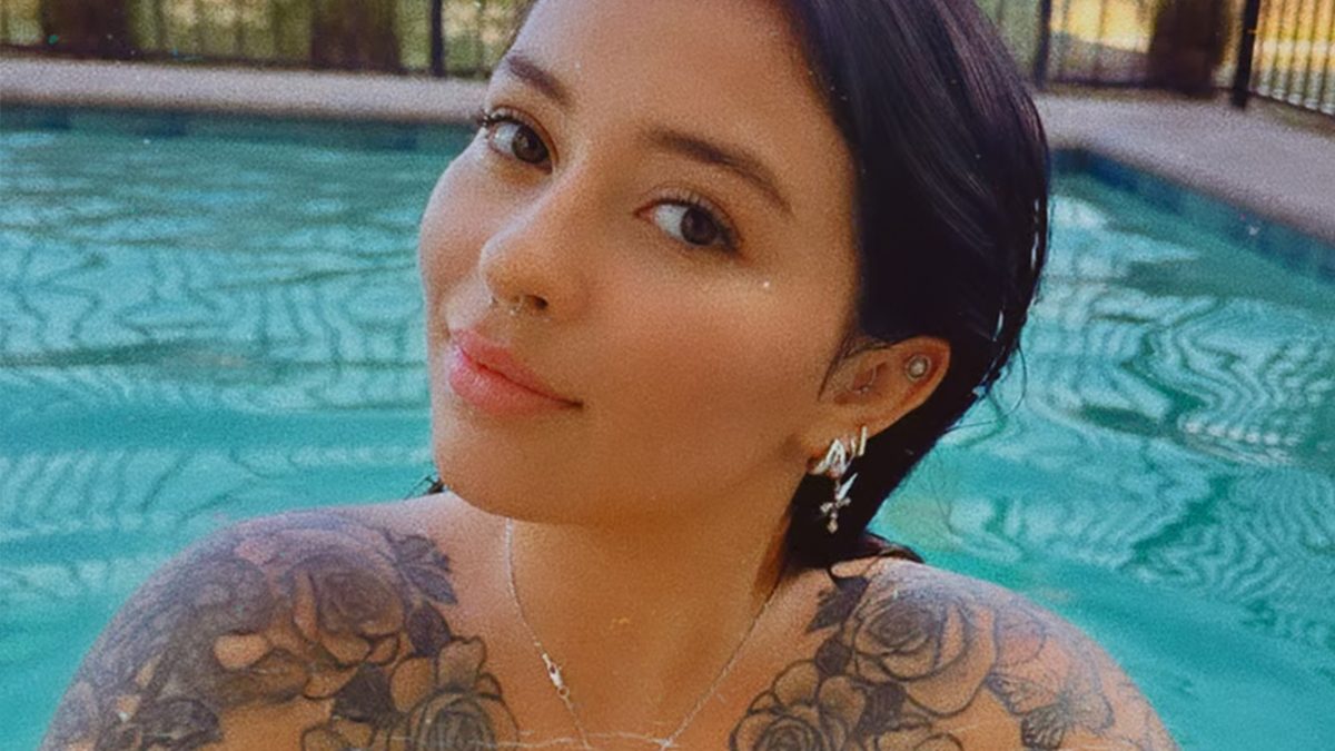 Danielle Cohn poolside.