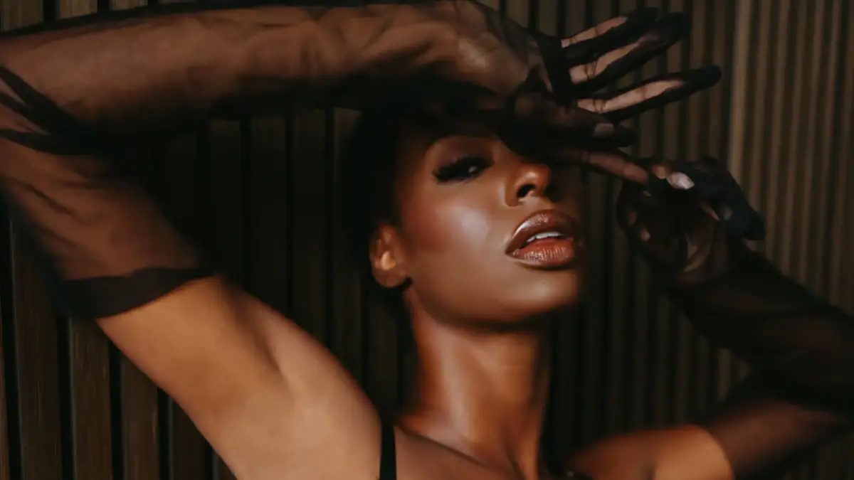 Aubri Ebony in black lingerie.