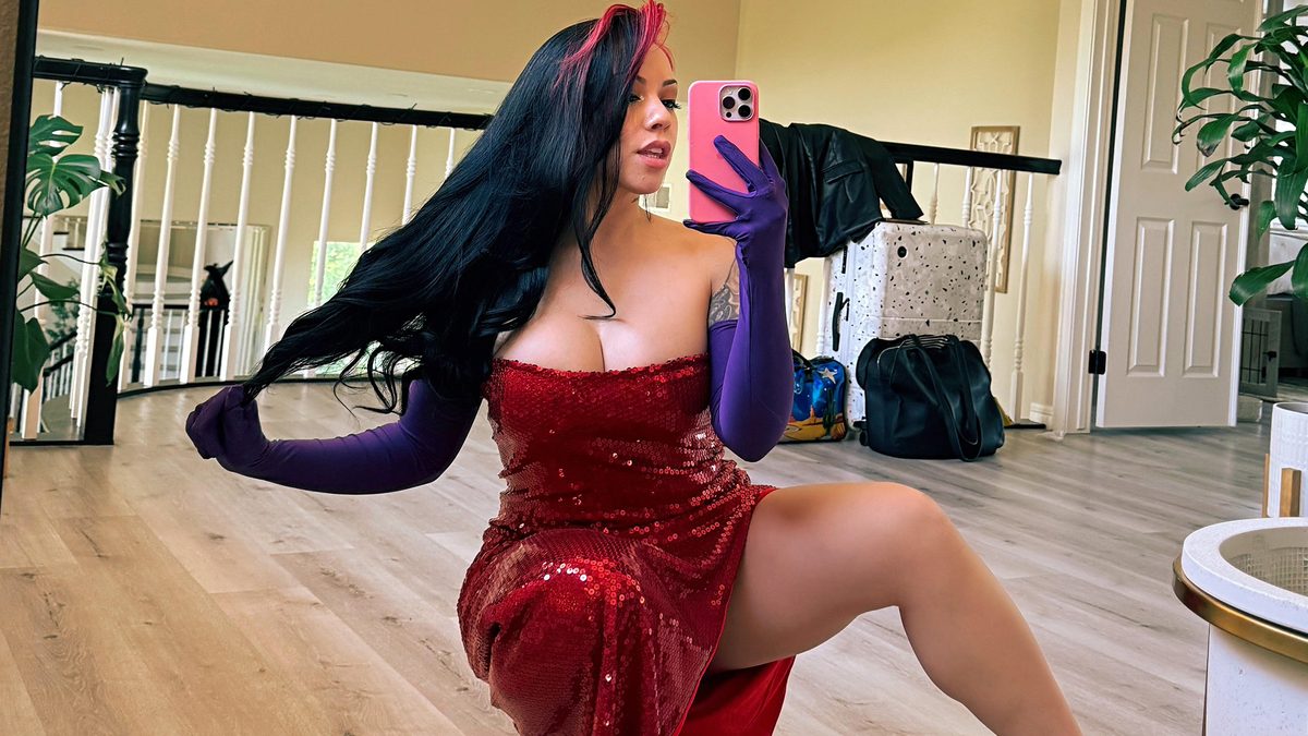 Salice Rose Halloween Costume Jessica Rabbit