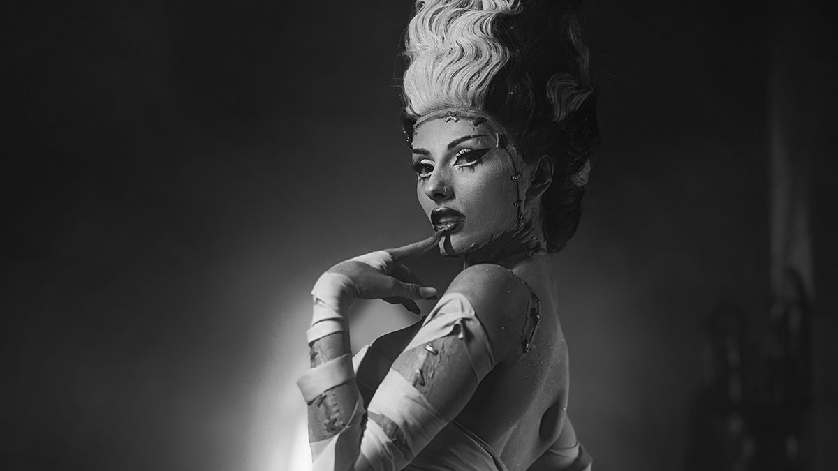 Rolyat Bride Black and White