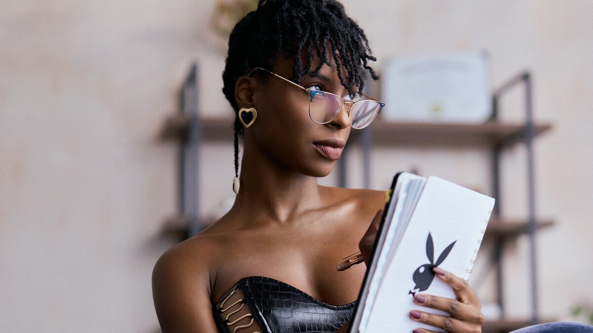 Aligned in Love: Expert Aubri Ebony Talks Compatibility