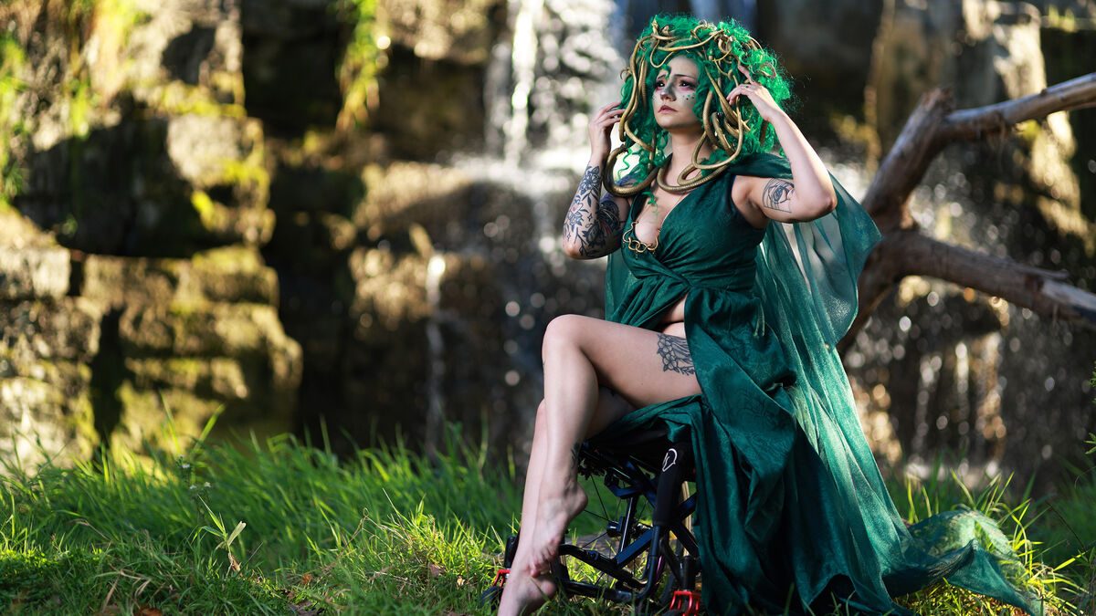 Gaby Medusa cosplay