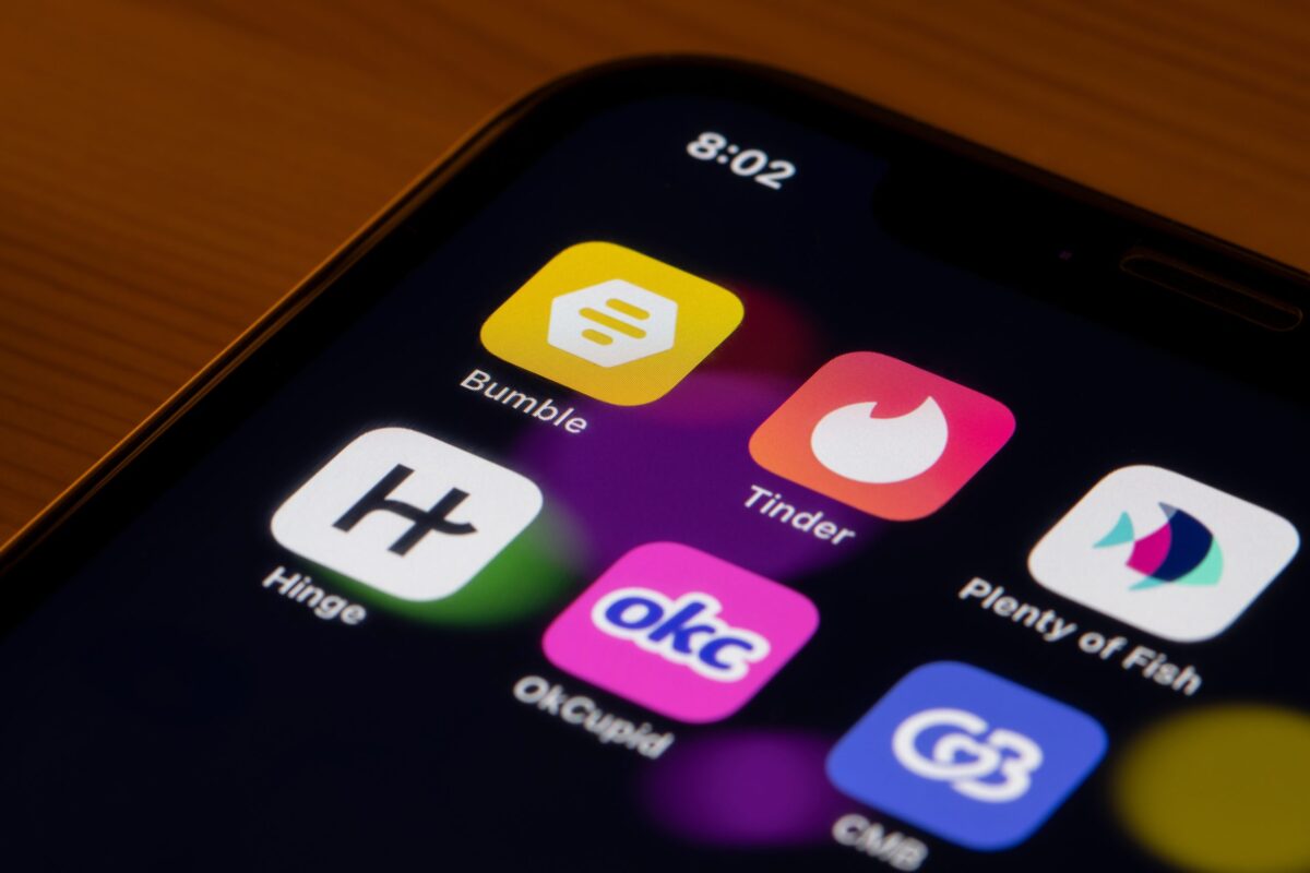 Sorry, Dating App Culture Isn’t as Universal as You Think