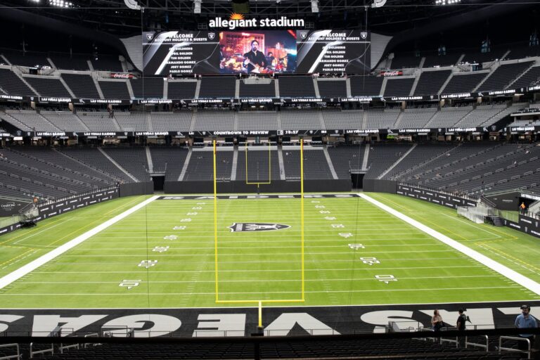 Klint Kubiak Comments on Ditching Seahawks for Raiders