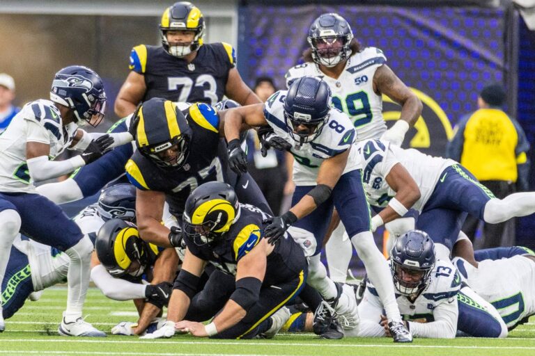 Best Bets for Thursday Night Football: Los Angeles Rams at Seattle Seahawks