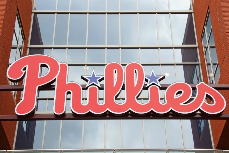 Phillies Keep the Band Together with Monster Kyle Schwarber Contract