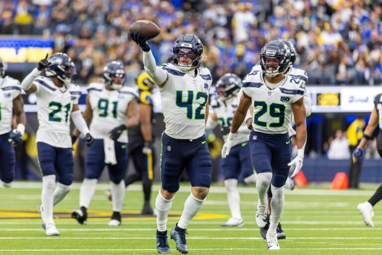Rams-Seahawks 2-Point Controversy: Sorting Through the Chaos