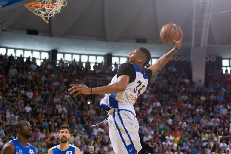 Big Teams Might Sit Out Potential Giannis Antetokounmpo Sweepstakes