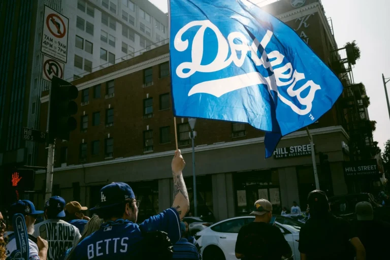 Los Angeles Dodgers Continue to Break Baseball in Free Agency