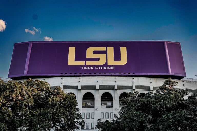 Sam Leavitt Transfers to LSU, Play Under Lane Kiffin