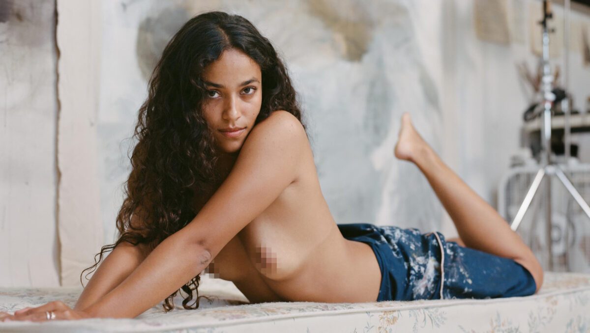 The Painter Who Strips Down for Her Work