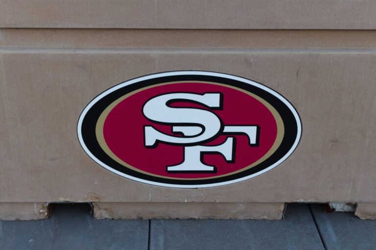George Kittle Suffers Torn Achilles in 49ers’ Playoff Win vs Eagles