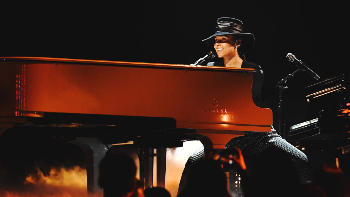 Alicia-keys_grammy_16x9.jpg