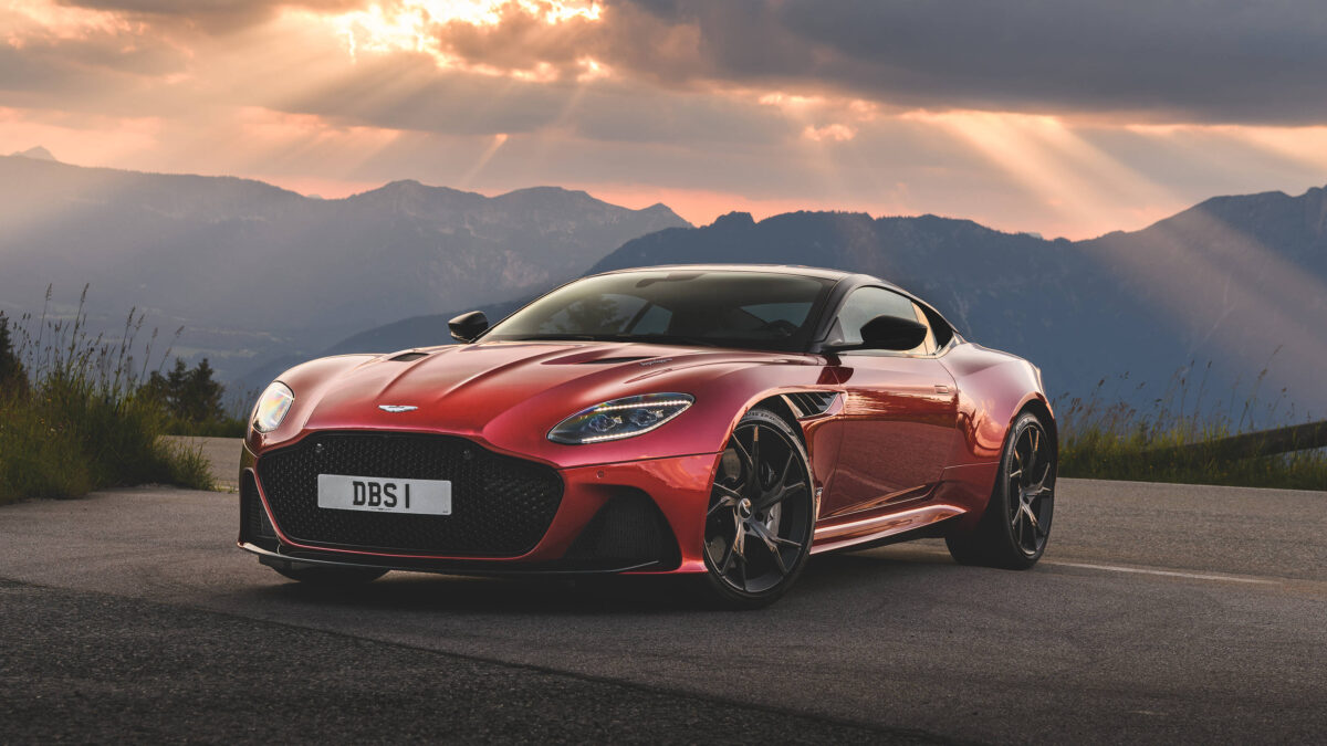 Aston-Martin_Superleggera_16x9_.jpg