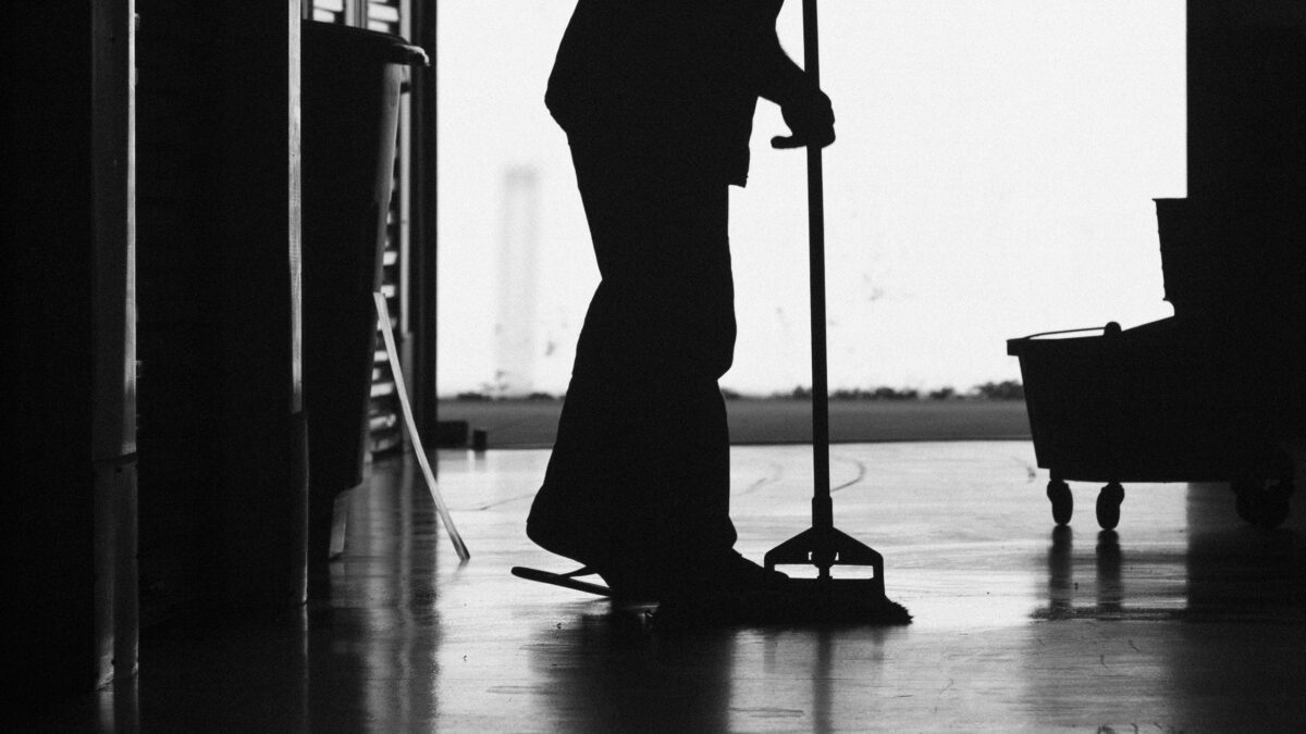 Karem-Cleanup-On-Aisle-America 16x9