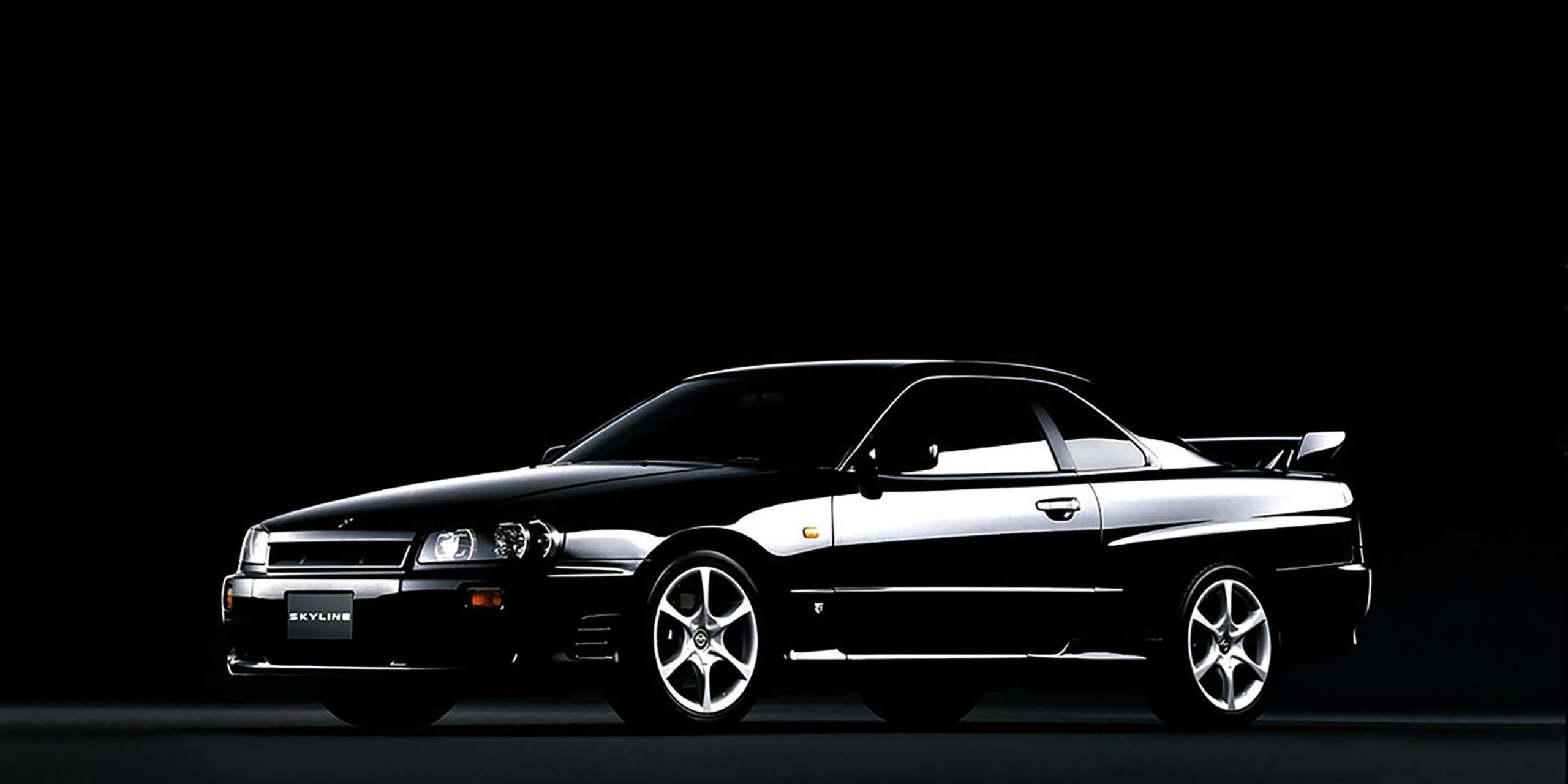 Nissan-GT-R_embed(1).jpg