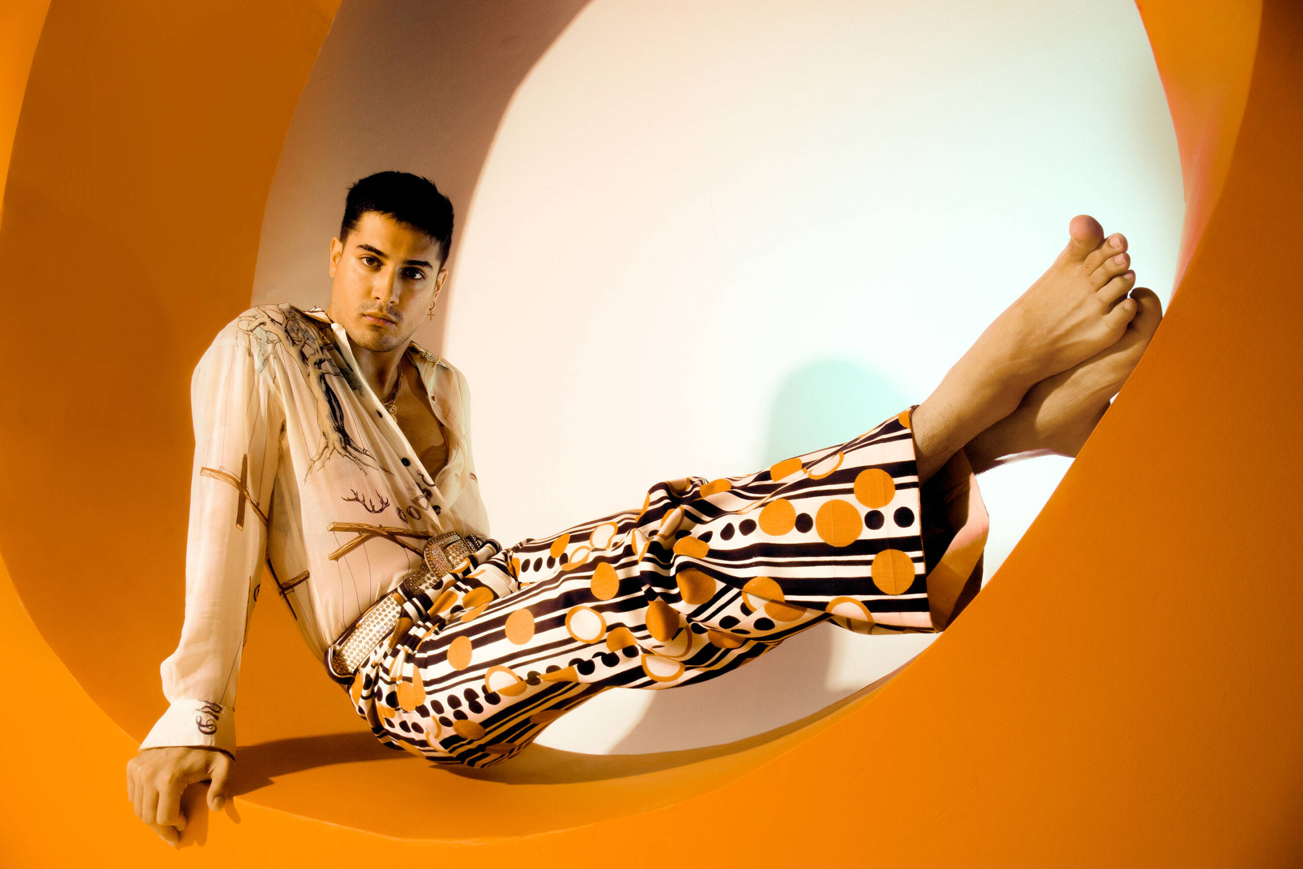 PLAYBOY_Style-Feature_Avan-Jogia_01.jpg