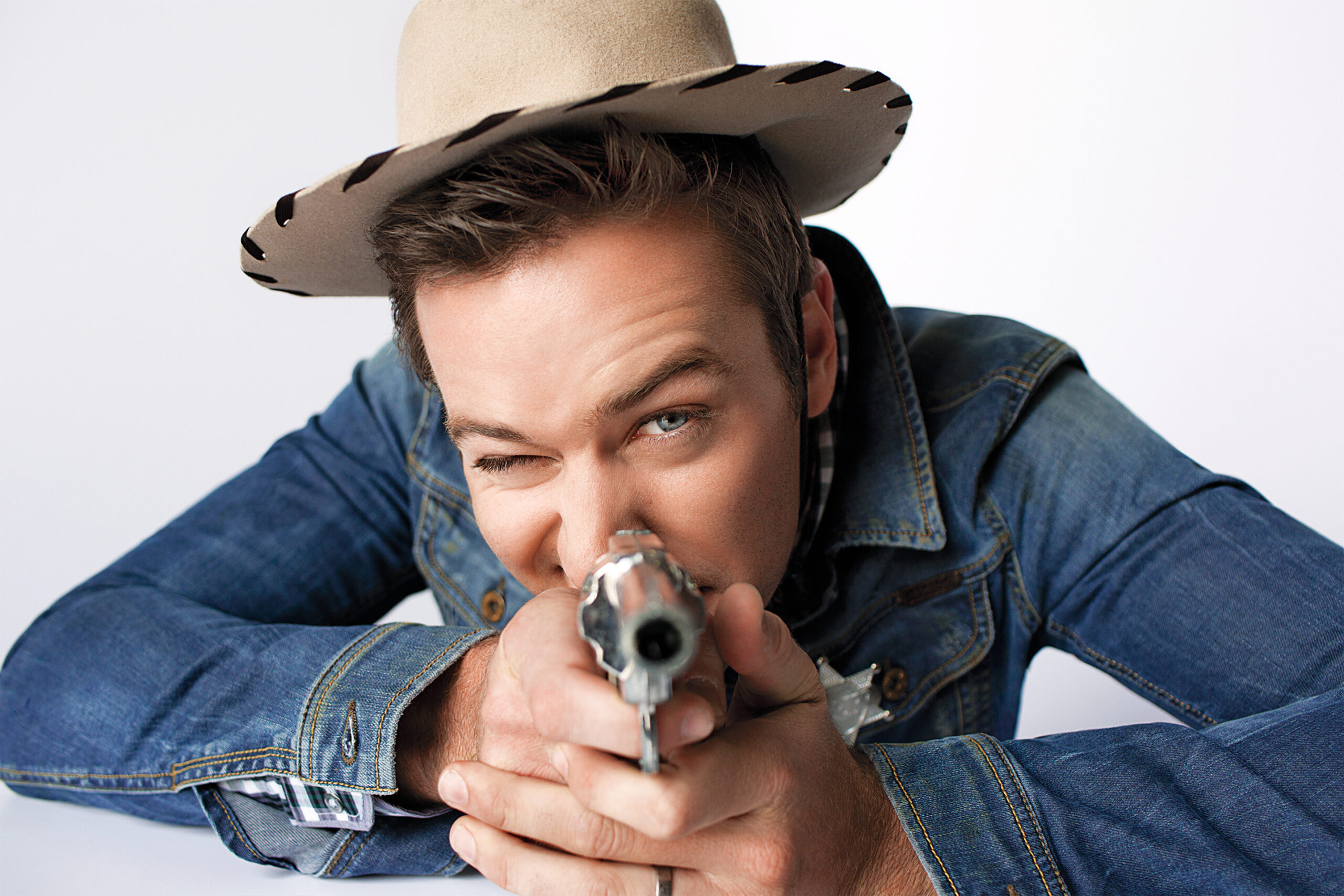 Playboy-Armie-Hammer-20Q embed01