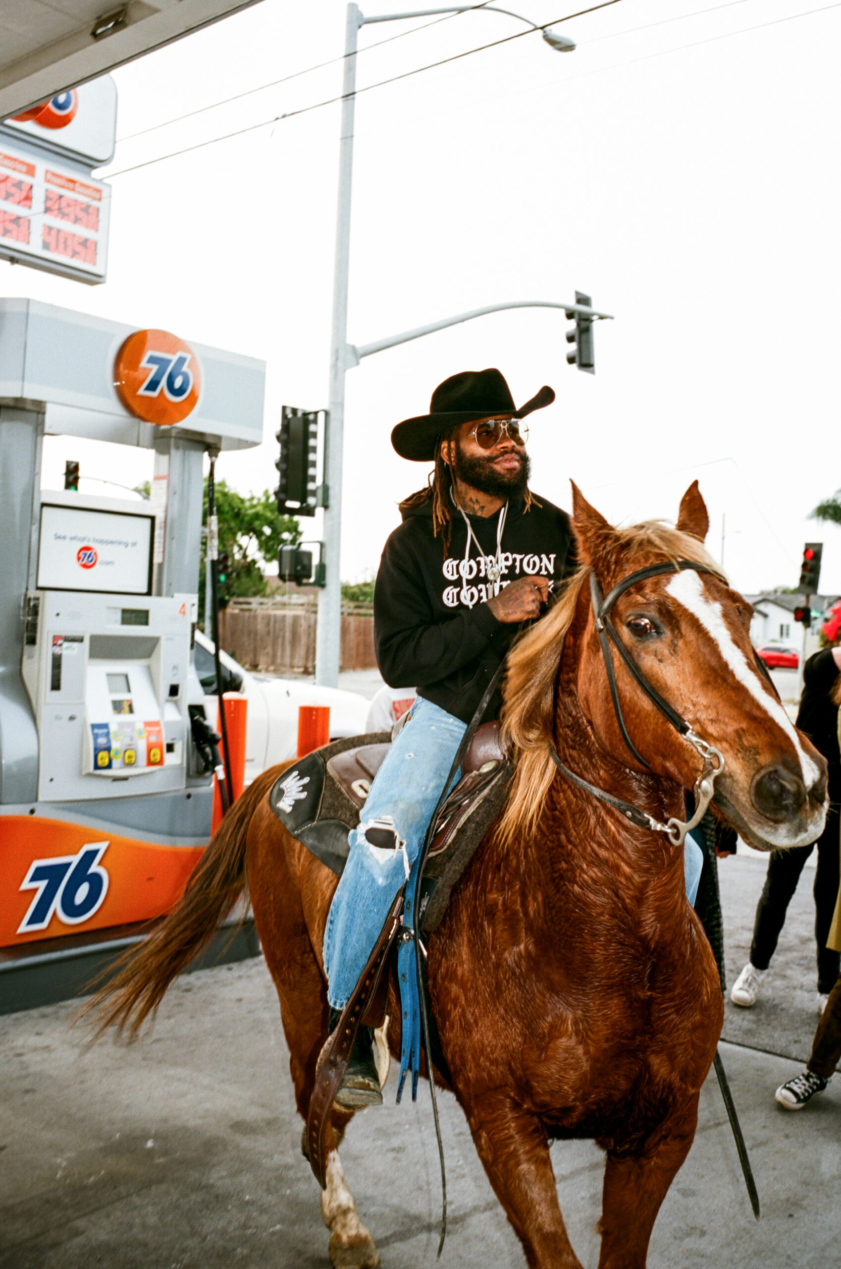 Playboy Compton-Cowboys embed05B