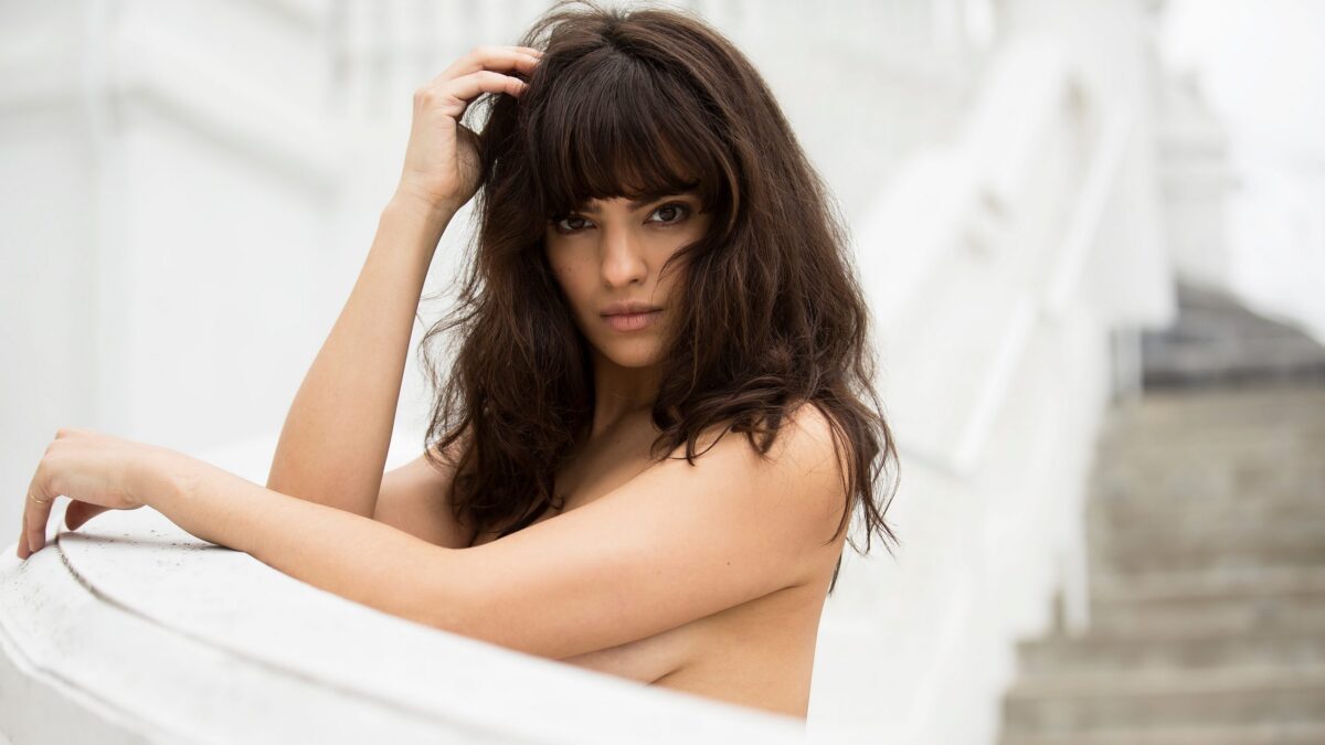 Playboy Nina-Daniele Gallery 16x9