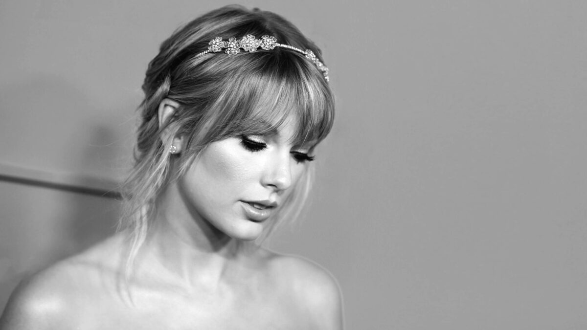 Taylor_Swift_16x9.jpg