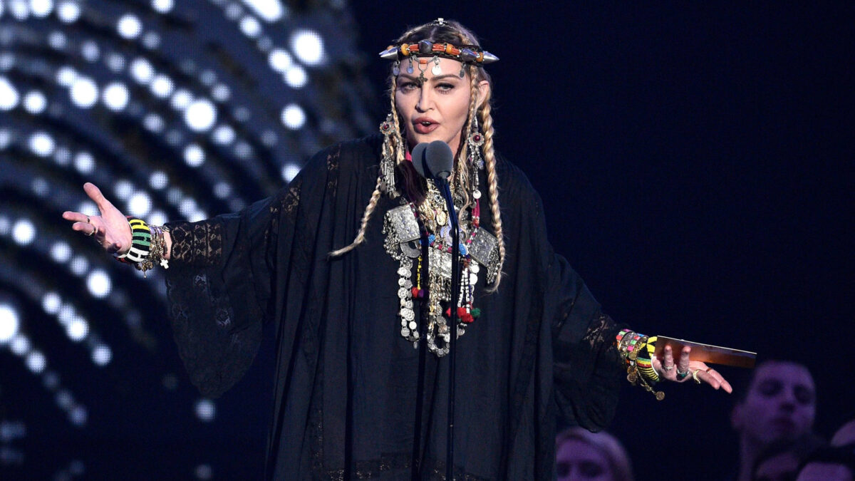 VMAs-Madonna-Aretha-tribute_16x9.jpg