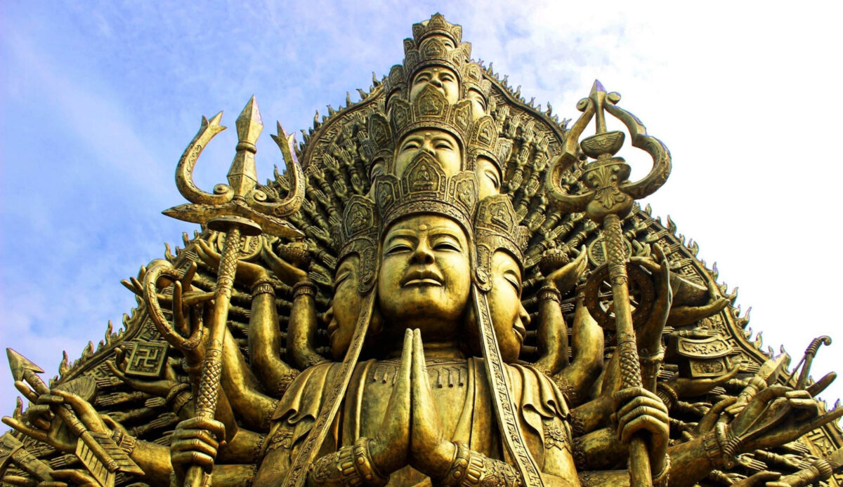 Vietnam-travel-buddhist-amusement-park-586-16x9.jpg