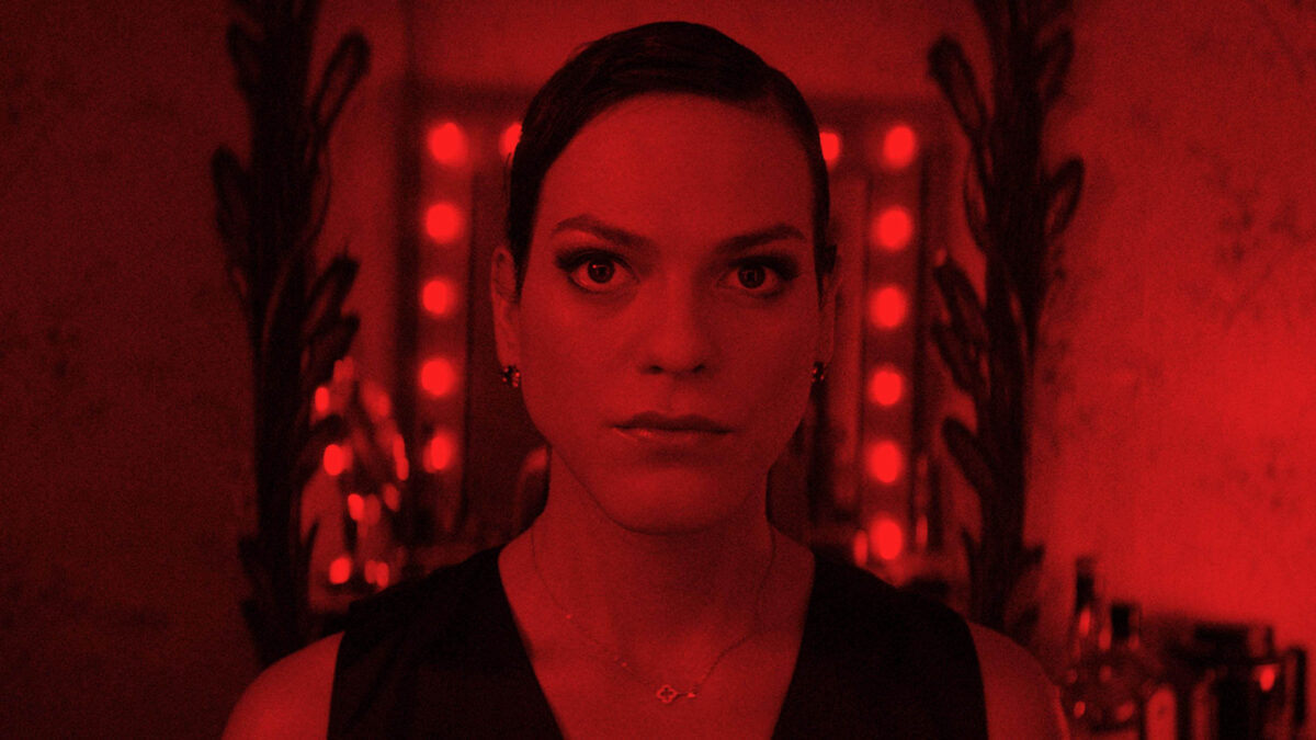 a-fantastic-woman-chile-movie-review-159-16x9.jpg