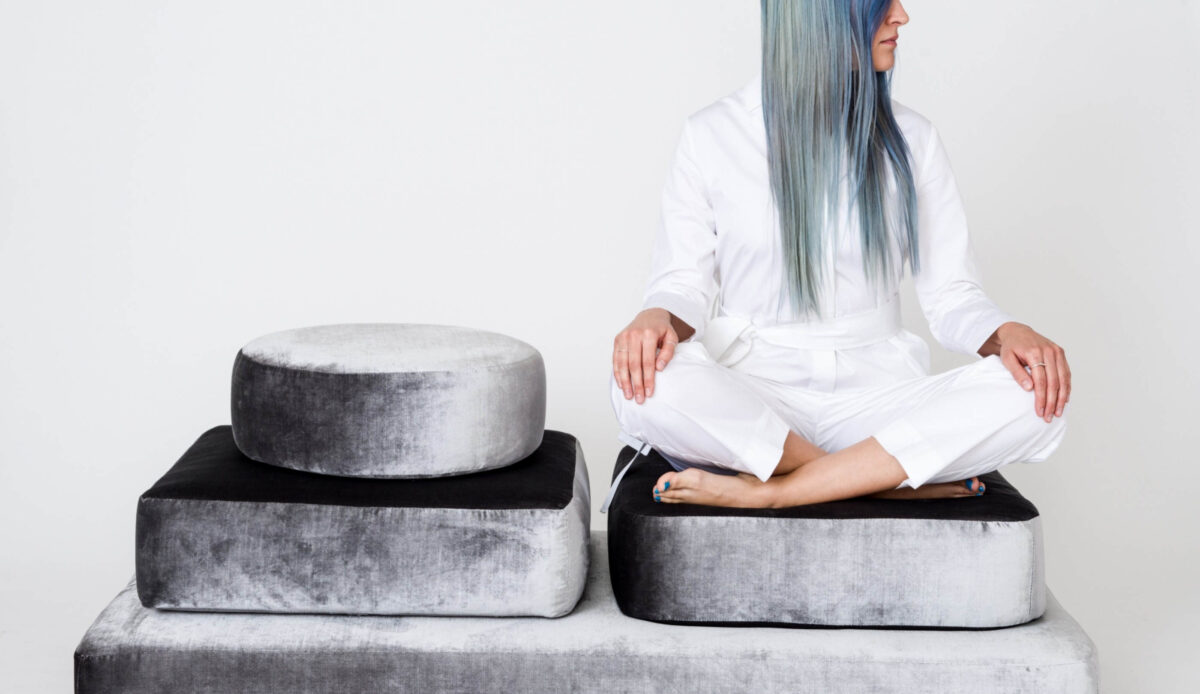 another-human-art-furniture-579-16x9.jpg