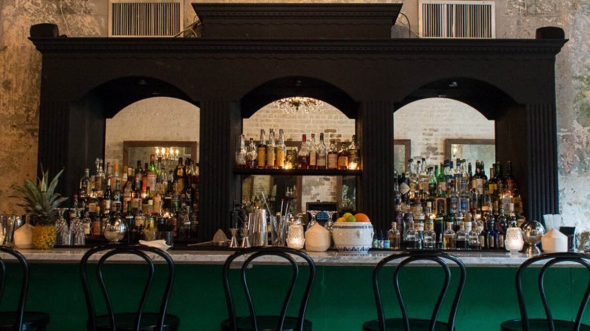 bars-we-love-cane-and-table-26-16x9.jpg