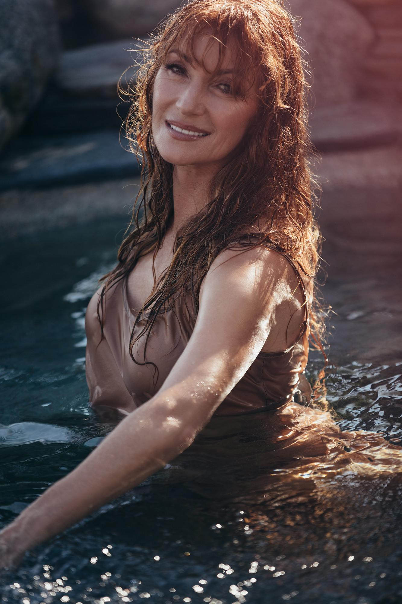 becoming-jane-seymour-225-asset-6-full.jpg