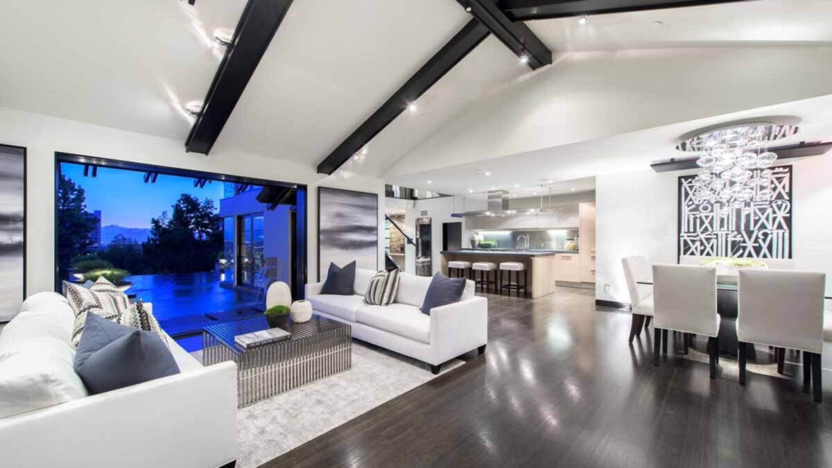 calvin-harris-sells-hollywood-hills-home-61-16x9.jpg
