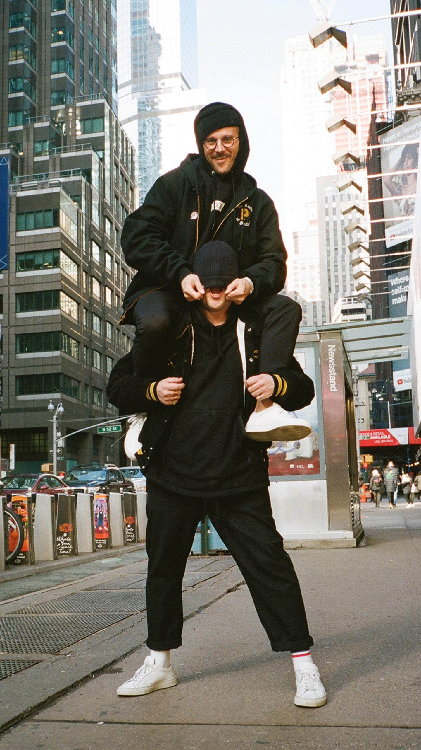 embed03_accidental-popstars.jpg