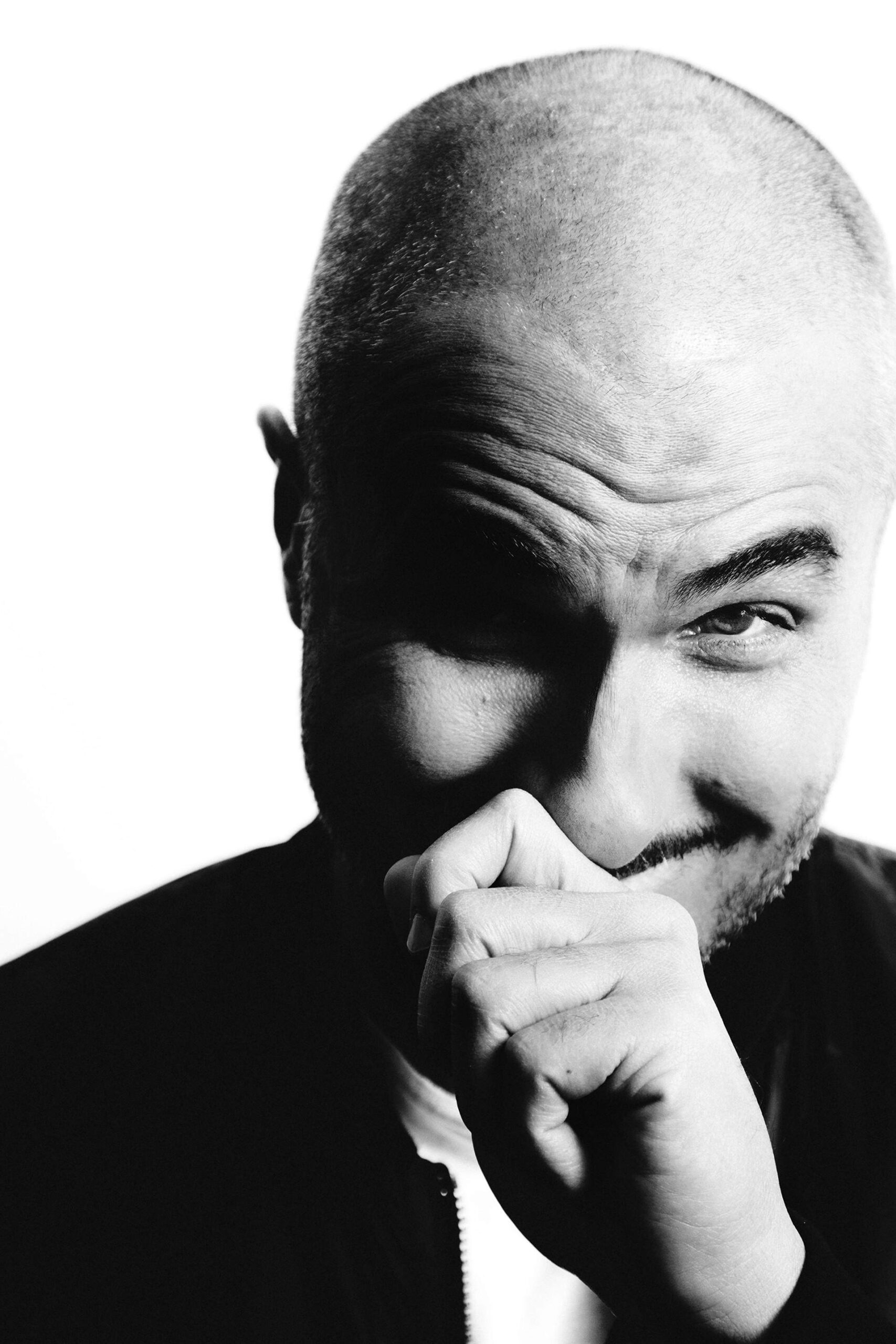 embed3-alt_pb-profile_zane-lowe.jpg