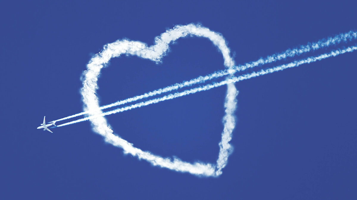 flirting-in-planes_16x9.jpg