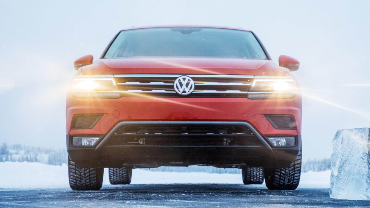 on-the-ice-road-vw-tiguan-canada-43-16x9.jpg