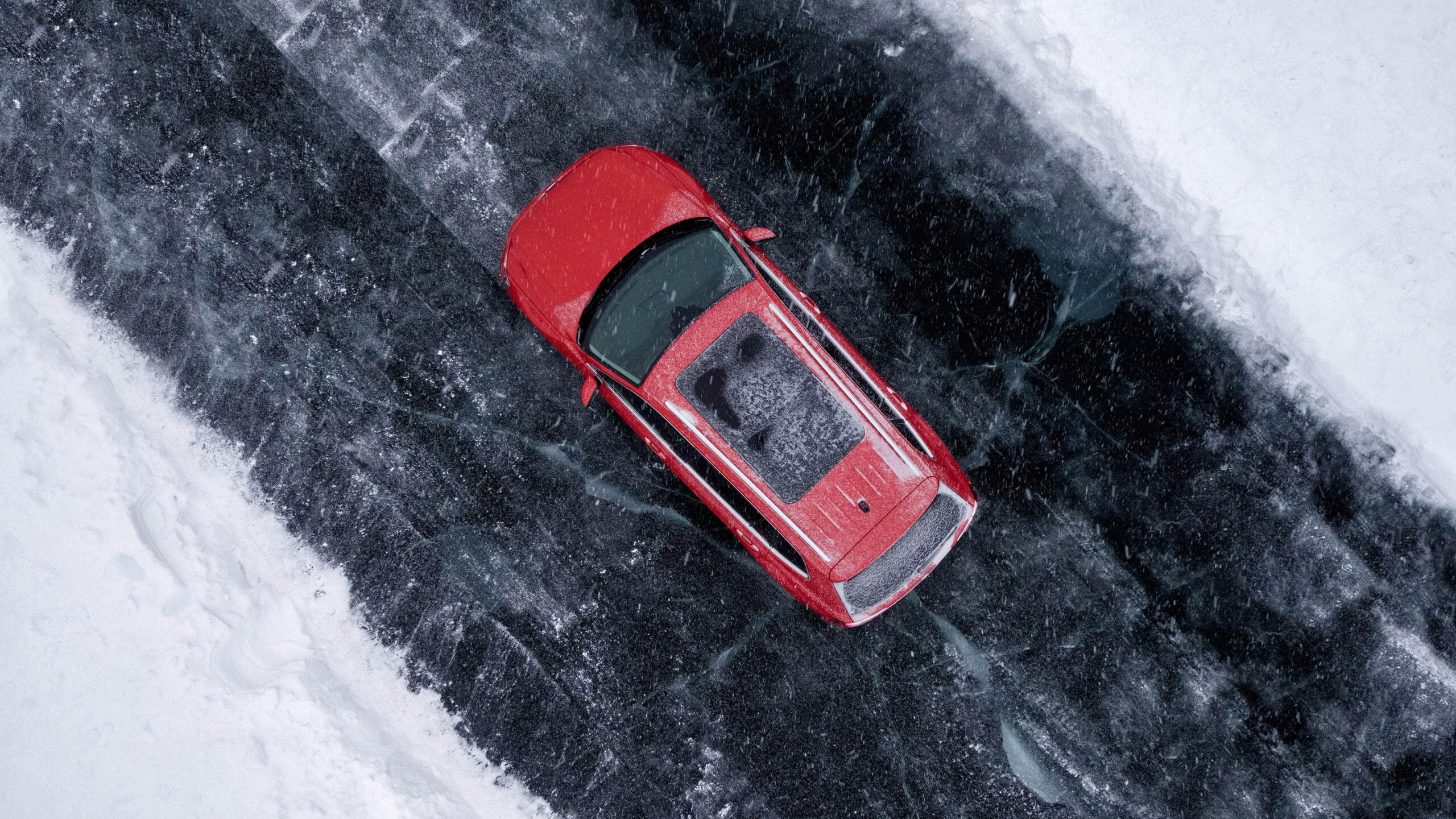 on-the-ice-road-vw-tiguan-canada-43-asset-3-full.jpg