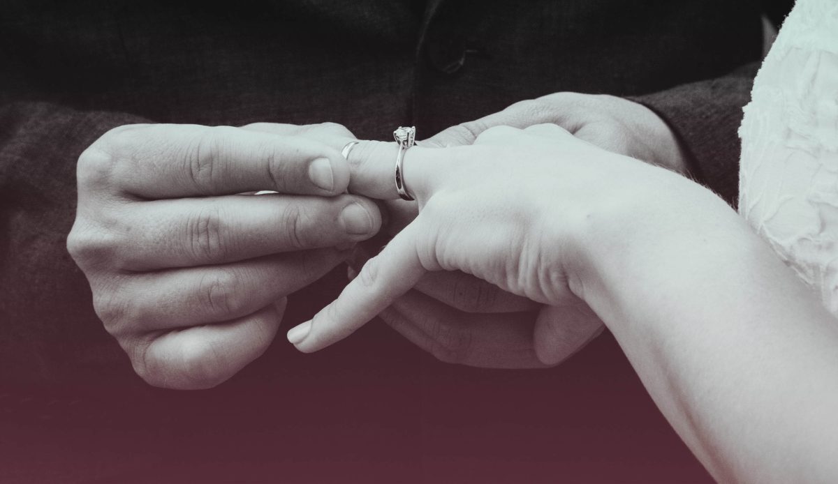 online-dating-stronger-marriages-372-16x9.jpg